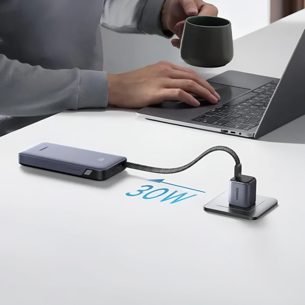 Zewnętrzna bateria UGREEN PB528 (55985B), 20000mAh, 30W, QC + PD, 1 x USB-A - 3 x USB-C, Szara
