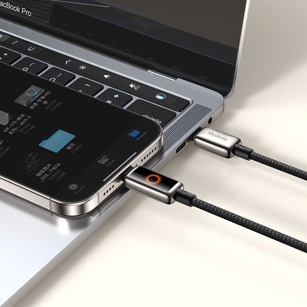 Kabel do danych i ładowania USB-C - USB-C McDodo CA-6680 Auto Power Off, 100W, 1.2m, Czarny