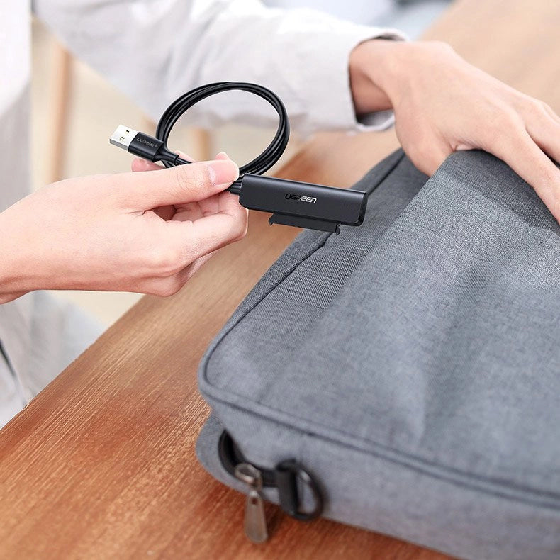 Kabel SATA UGREEN CM321, USB-A 3.0 - SATA 2,5 cala, 0,5 m, Czarny