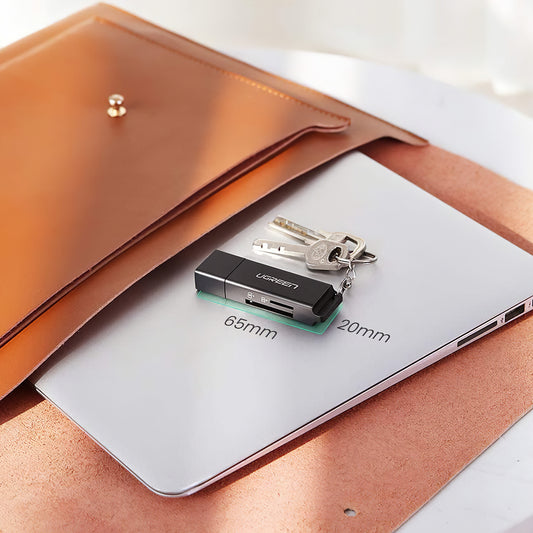 Czytnik kart USB 3.0 UGREEN CM104, SD - microSD, czarny