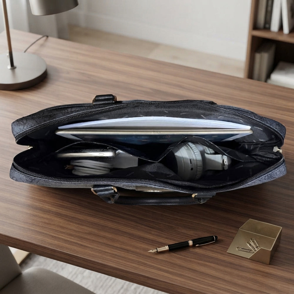 Torba Guess 4G Round Classic Logo na laptopa 16 cali, czarna