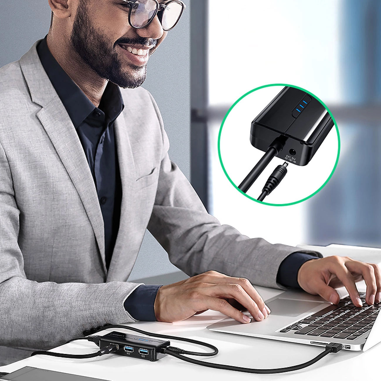 Hub USB UGREEN 20265, 3 x USB-A 3.0 - 1 x RJ45, Czarny