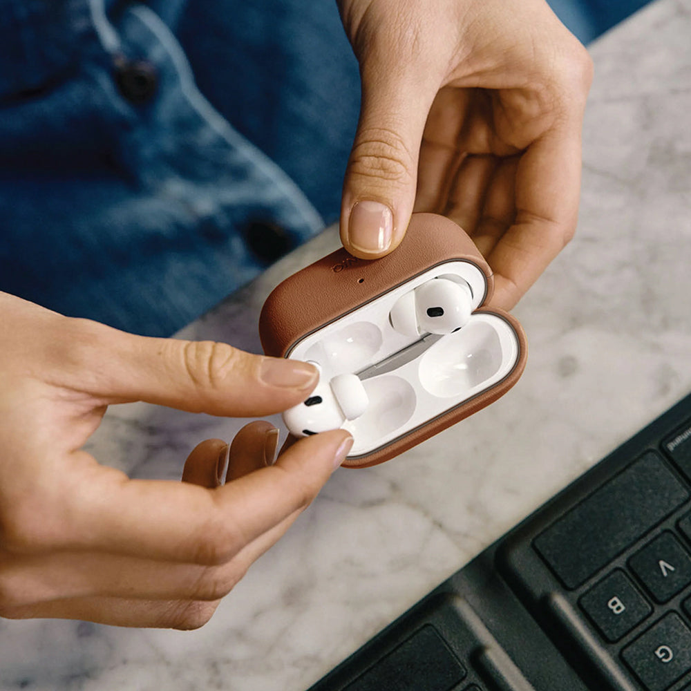 Etui UNIQ Lyden Vex dla Apple AirPods Pro 3, Brązowy