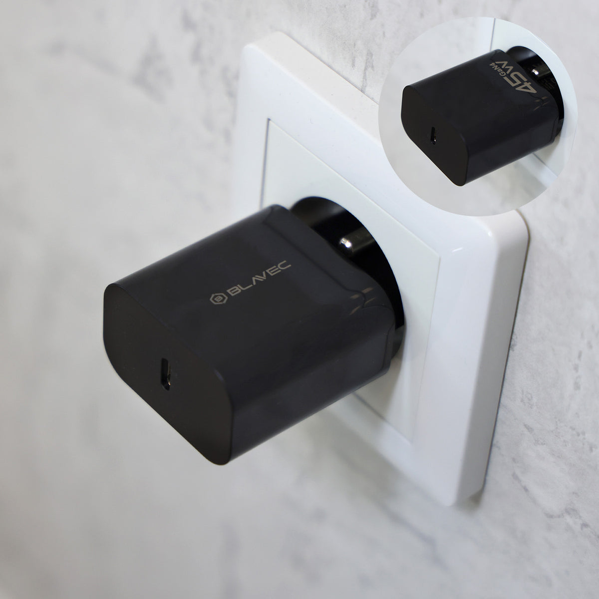 Ładowarka sieciowa z kablem USB-C Blavec BC-7, 45W, 3A, 1 x USB-C, Czarna