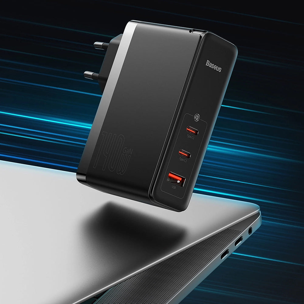 Ładowarka sieciowa z kablem USB-C Baseus GaN5 Pro, 140W, 5A, 1 x USB-A - 2 x USB-C, Biała CCGP100202