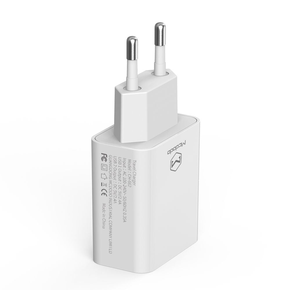 Ładowarka sieciowa z kablem USB-C McDodo CH-6721 Offer, 12W, 2.4A, 2 x USB-A, Biała