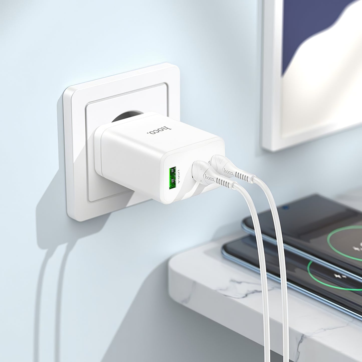 Ładowarka sieciowa HOCO N33, 35W, 3A, 1 x USB-A - 2 x USB-C, biała