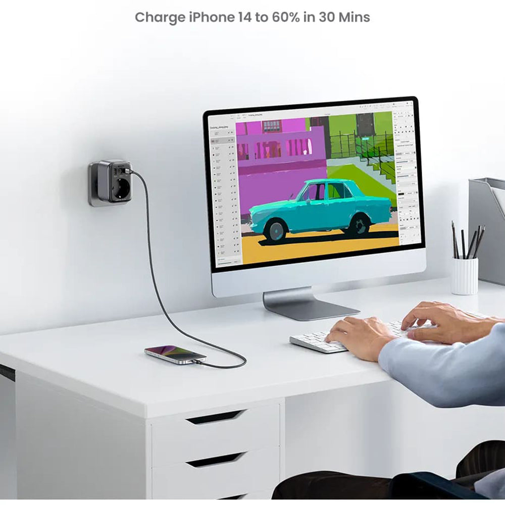 Ładowarka sieciowa UGREEN 15289 US, 30W, 3A, 2 x USB-A - 1 x USB-C - 1 x Schuko, Czarny