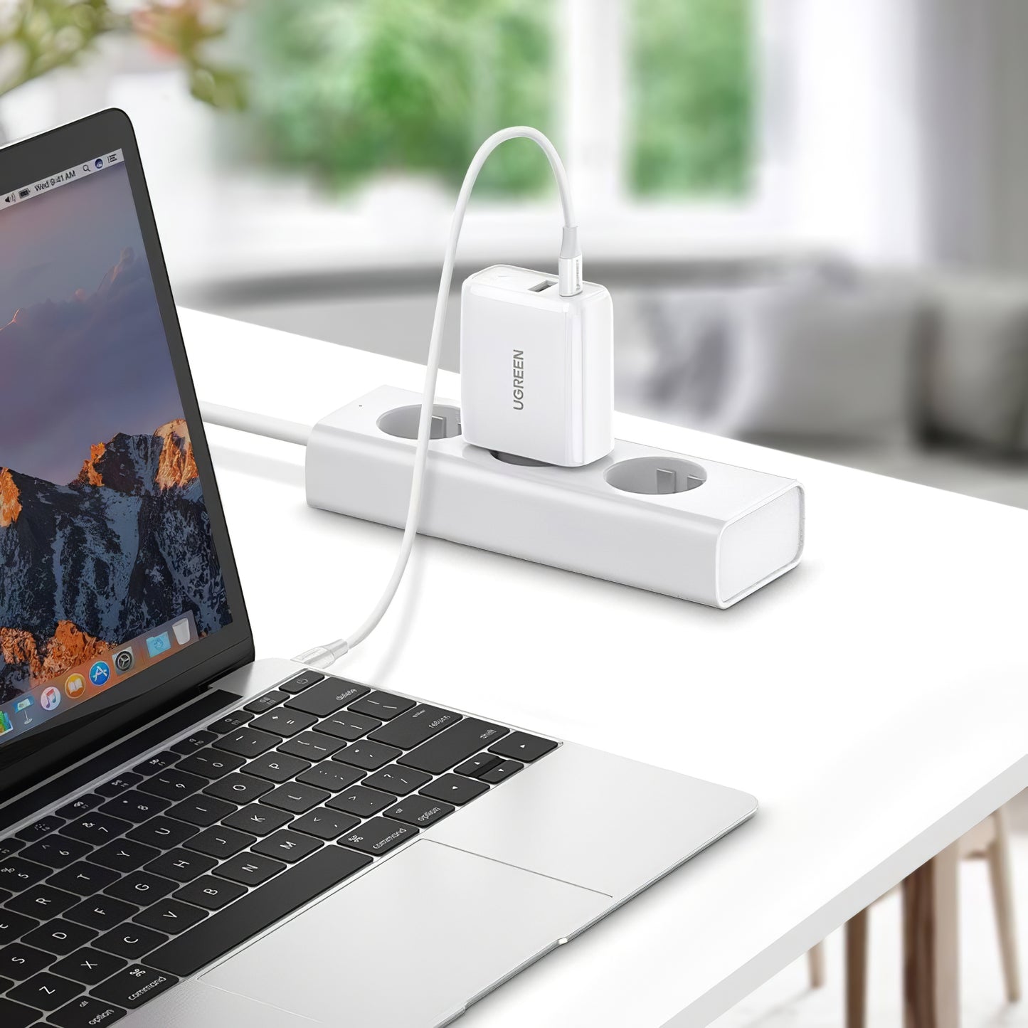 Ładowarka sieciowa UGREEN CD170, 36W, 3A, 1 x USB-A - 1 x USB-C, biała