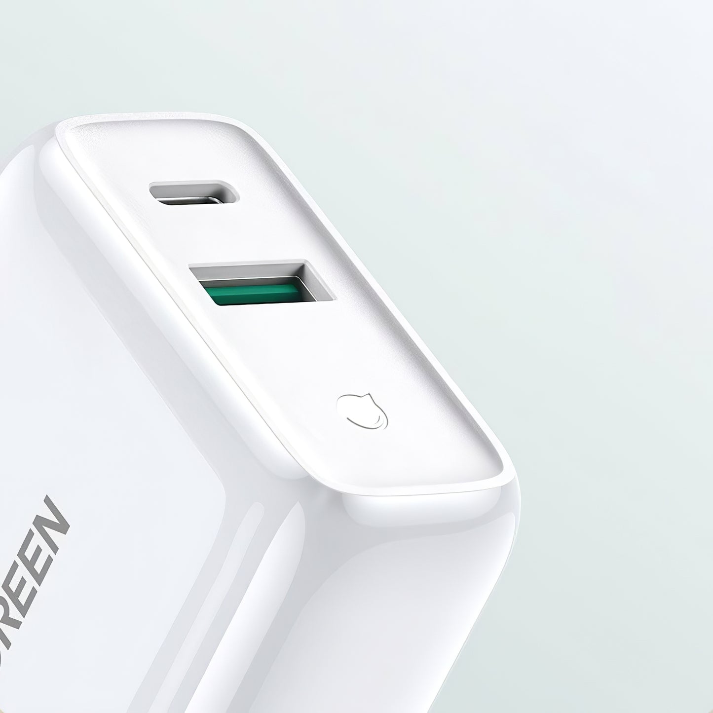 Ładowarka sieciowa UGREEN CD170, 36W, 3A, 1 x USB-A - 1 x USB-C, biała
