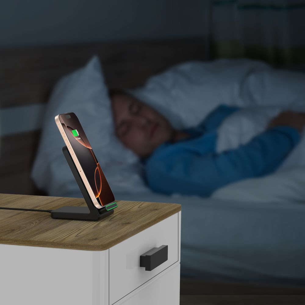 Bezprzewodowa ładowarka sieciowa Tech-Protect QI15W-A40, 15 W, 1,67 A, czarna