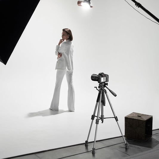 UGREEN LP661 (15187) 1/4inch Tripod, Black