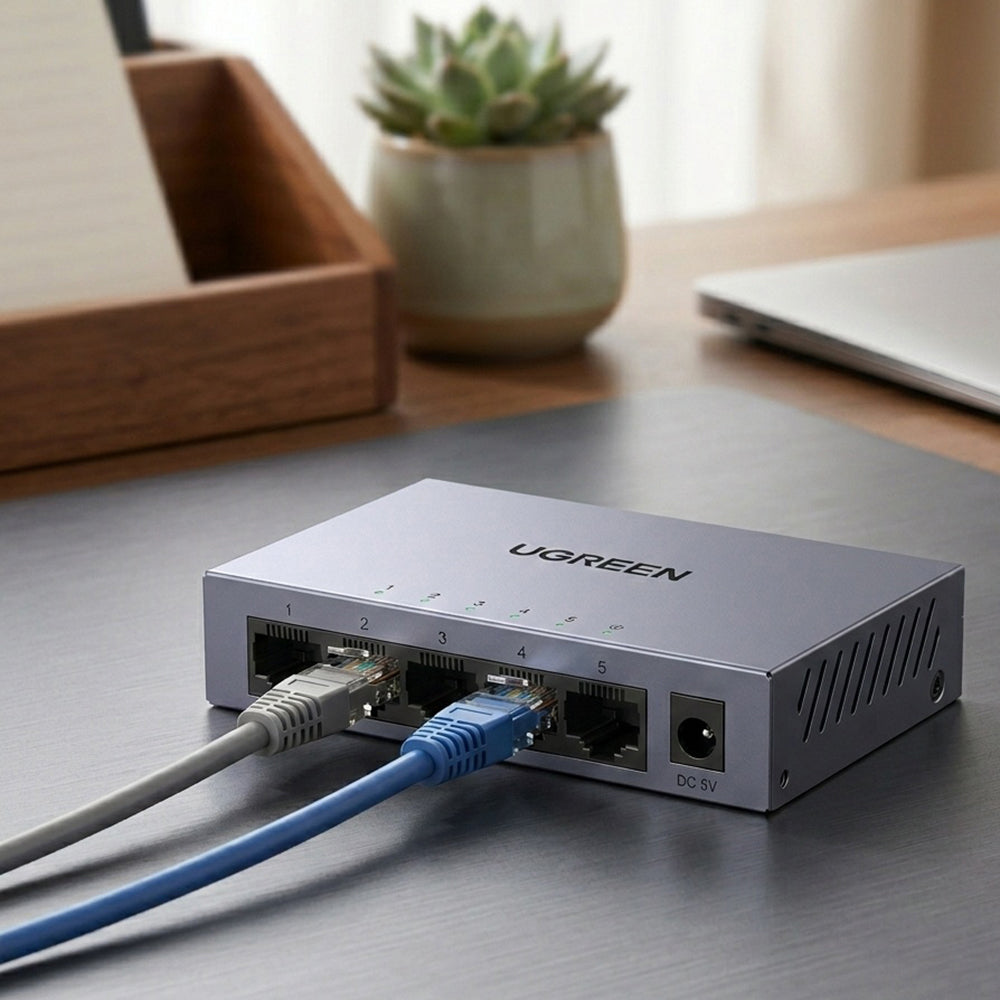 Switch sieciowy UGREEN CM933 (65956EU), 5 x RJ45, czarny