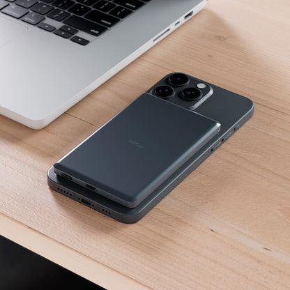Zewnętrzna bateria bezprzewodowa Allity. APB-300, 5000mAh, 20W, PD + QC, 1 x QI - 1 x USB-C, Szary