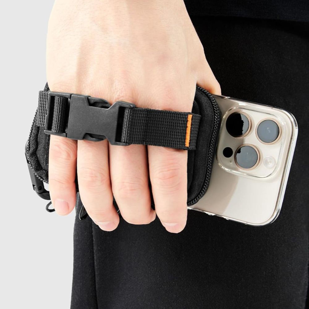 Uniwersalna Torba MagSafe na Telefon, Spigen, Snap Zip, Czarna