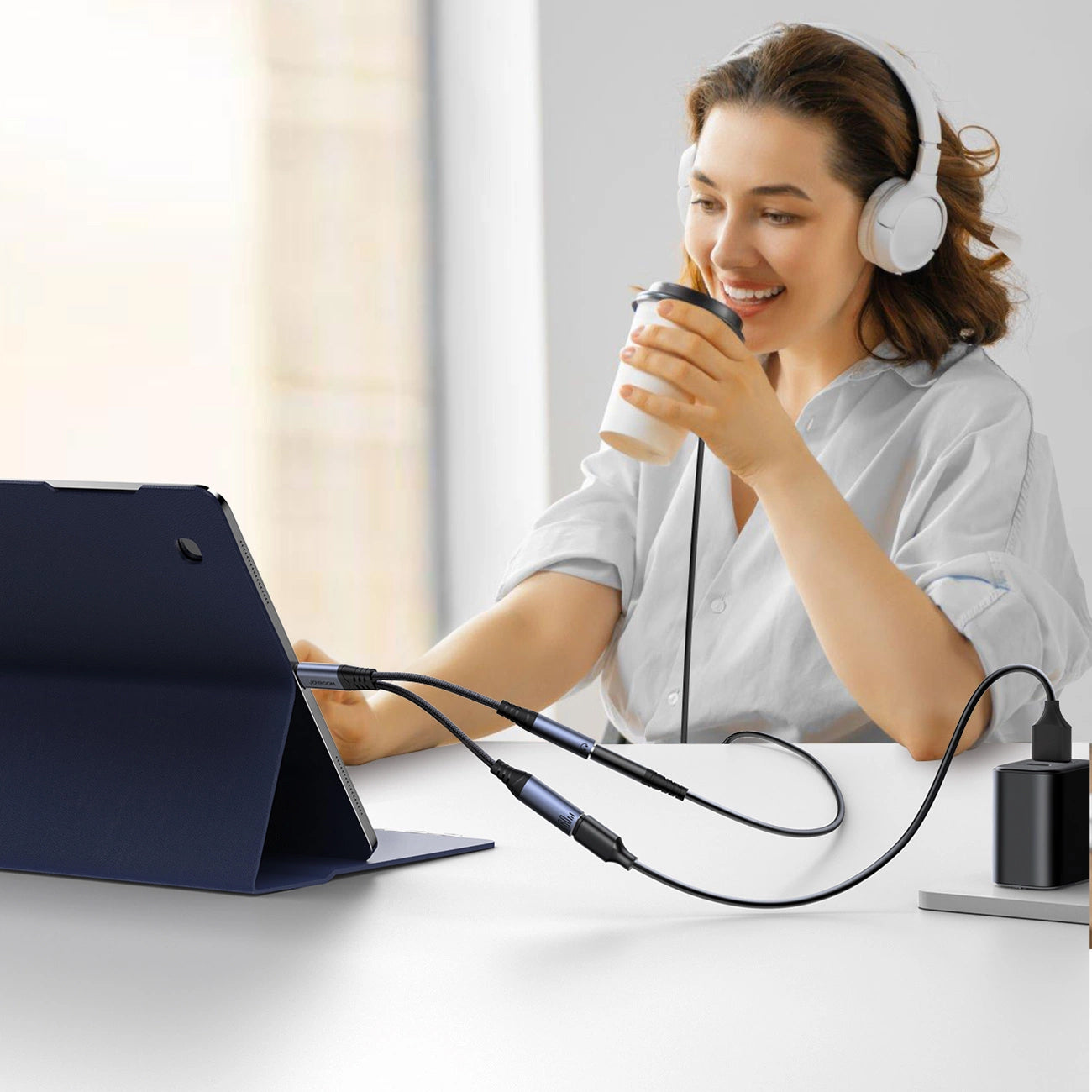 Kabel Audio USB-C - 3,5 mm / USB-C Joyroom SY-C02, 0,14 m, Czarny