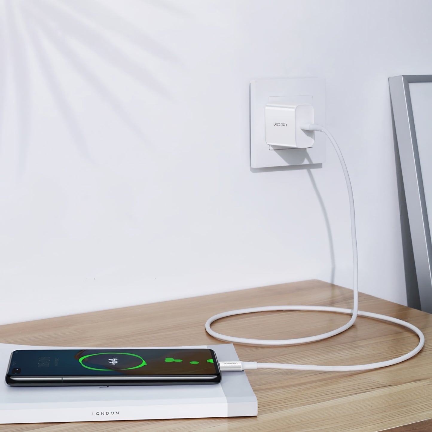 Kabel do danych i ładowania USB-C - USB-C UGREEN US300, 100W, 2m, Biały
