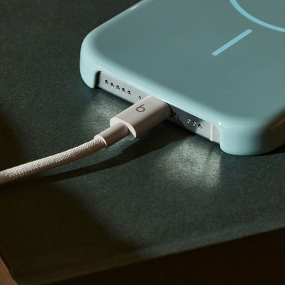 Kabel do danych i ładowania USB-C - USB-C Beats, 1,5m, Beżowy MDGD4ZM/A