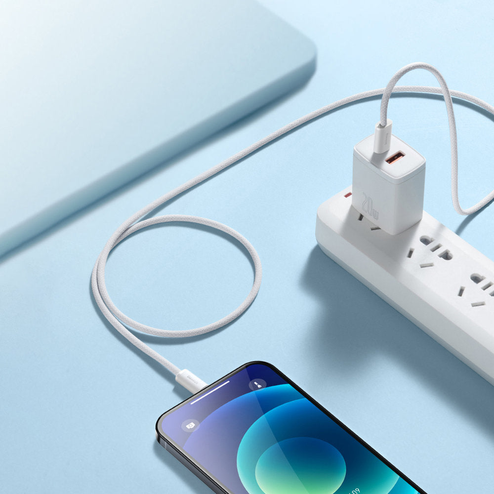 Kabel USB-C - Lightning Baseus Dynamic Fast Charging do szybkiego ładowania i transmisji danych, 20 W, 1 m, biały CALD000002