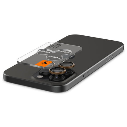Folia ochronna na tylną kamerę Spigen GlastR EZ FIT Optik Pro dla Apple iPhone 16 Pro, Szkło Hartowane, Zestaw 2 sztuki, Brąz AGL08862