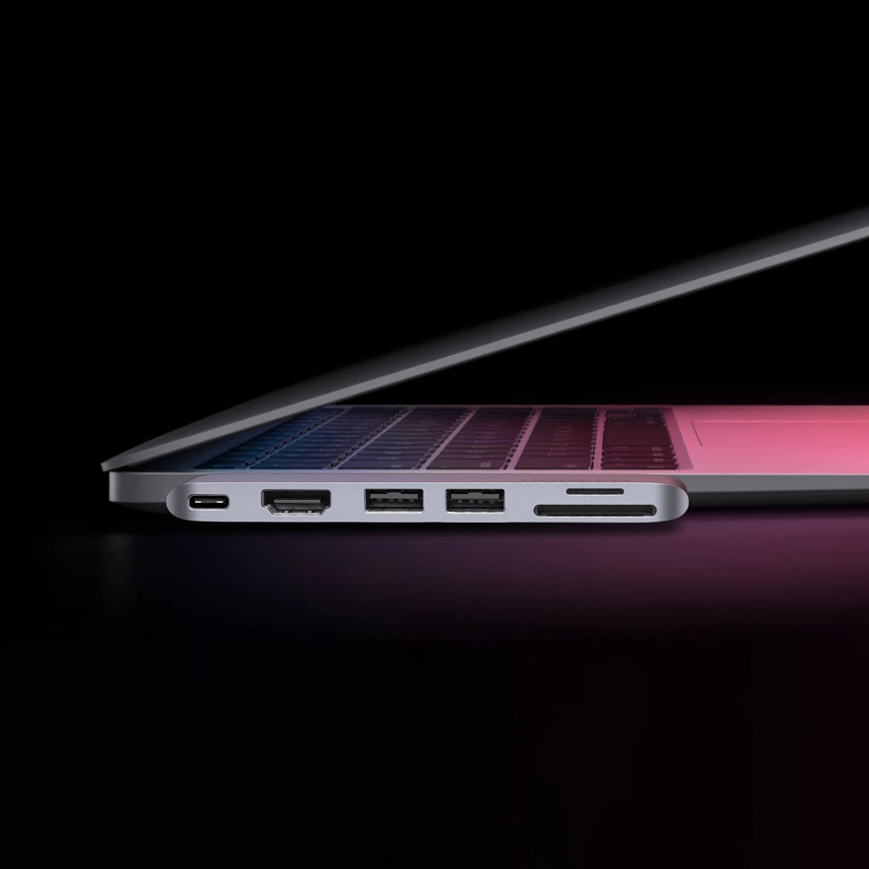 Hub USB-C UGREEN CM380 (80856) dla Apple MacBook Pro / Air Series, 2 x USB-A 3.0 - 1 x USB-C - 1 x HDMI - 1 x SD - 1 x microSD