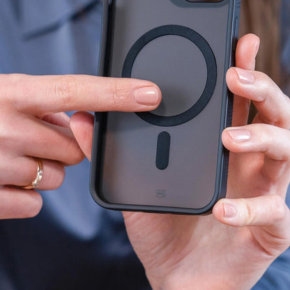 Etui MagSafe dla Apple iPhone 17 Pro, 3MK, Smoke MagCase, Czarne