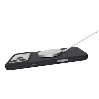Etui MagSafe dla Apple iPhone 17 Pro, Spigen, Silicone Fit, Czarne