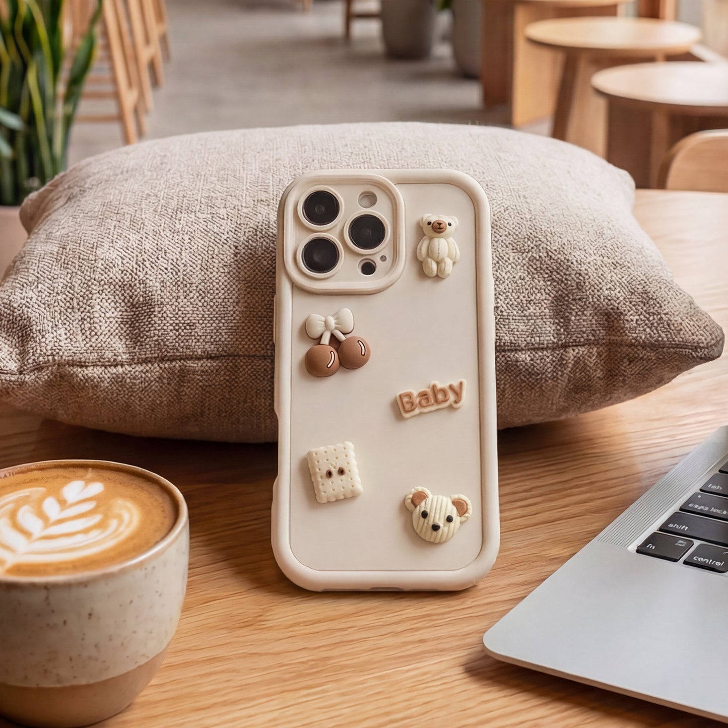 Etui na Apple iPhone 14, OEM, Ultra Trendy 3D Bear, Beżowe