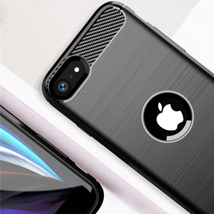 Etui na Apple iPhone SE (2022) / SE (2020), Techsuit, Carbon, Czarny