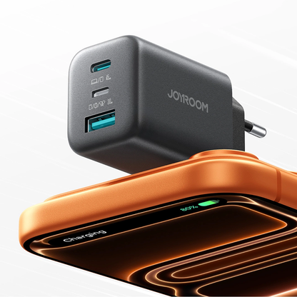 Ładowarka sieciowa Joyroom JR-TO1, 45W, 3A, 1 x Lightning - 1 x USB-A - 1 x USB-C, Czarny