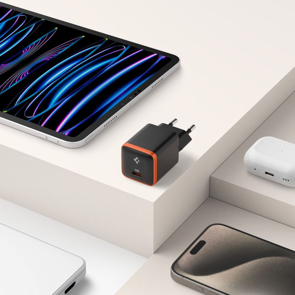 Ładowarka sieciowa Spigen EE301EU Essential, 30W, 3A, 1 x USB-C, czarna ACH08448