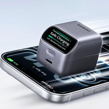 Ładowarka sieciowa UGREEN Nexode Pro X740 (25419B) z wyświetlaczem, 45 W, 3 A, 1 × USB-C, szara