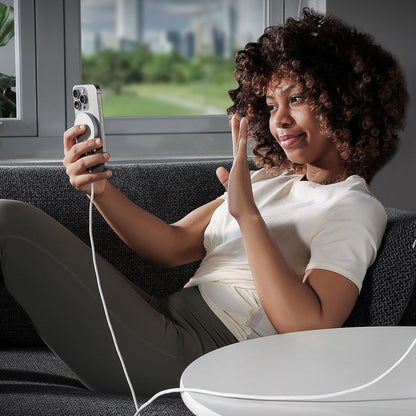 Ładowarka Sieciowa Bezprzewodowa ESR HaloLock, 15W, 1.67A, Srebrna