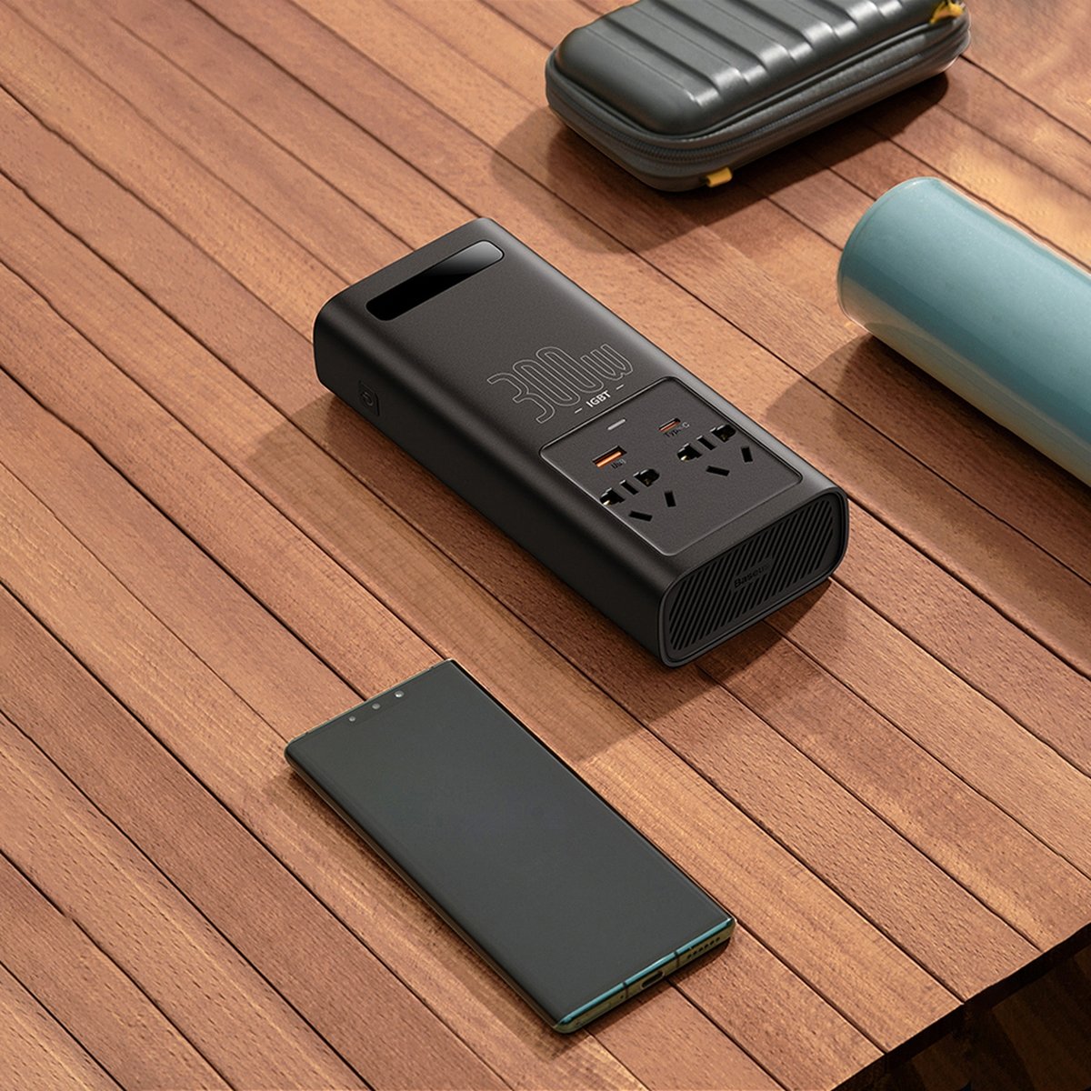 Inwerter samochodowy Baseus, 300W CGNB010101