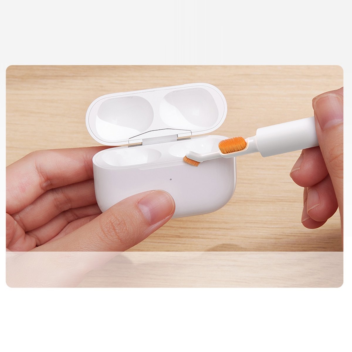 Narzędzie Baseus do czyszczenia słuchawek Apple Airpods / Samsung Galaxy Buds / Huawei Freebuds, biały NGBS000002